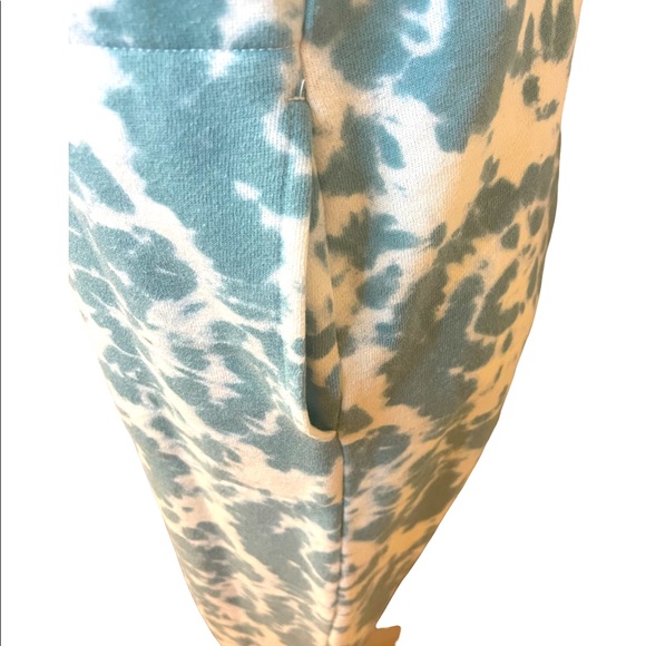 COLSIE Fleece Tie Dye Turquoise & White Pull On Lounge Jumpsuit. Size S - Picture 6 of 11